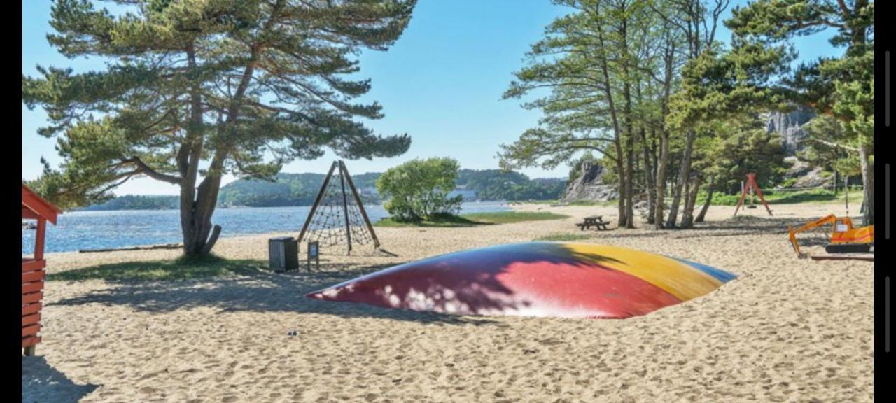 Hytte Med 4 Soverom Kristiansand Esterno foto