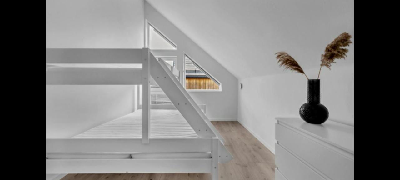 Hytte Med 4 Soverom Kristiansand Esterno foto