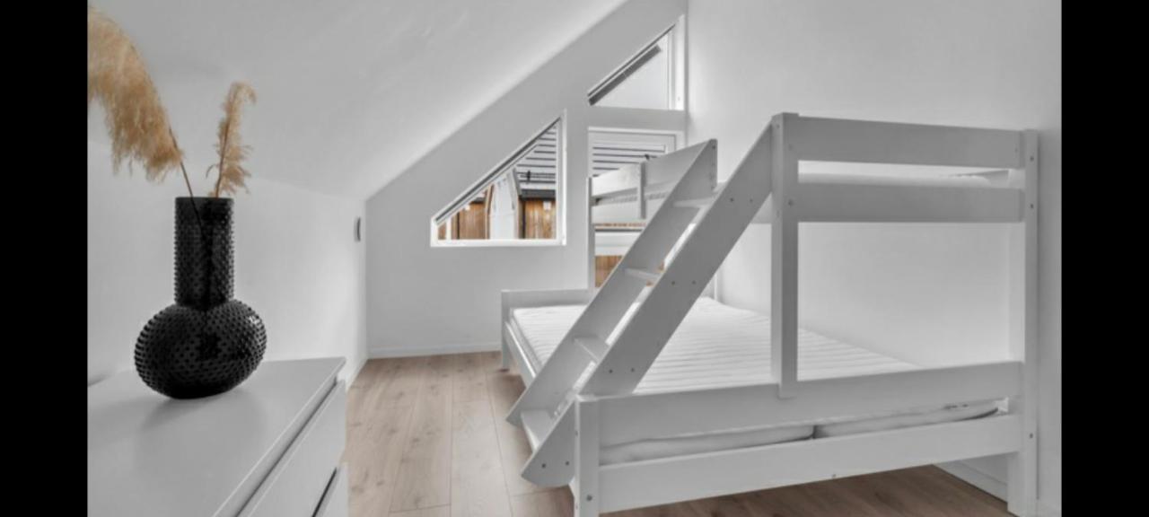 Hytte Med 4 Soverom Kristiansand Esterno foto