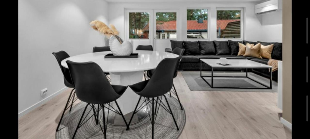 Hytte Med 4 Soverom Kristiansand Esterno foto