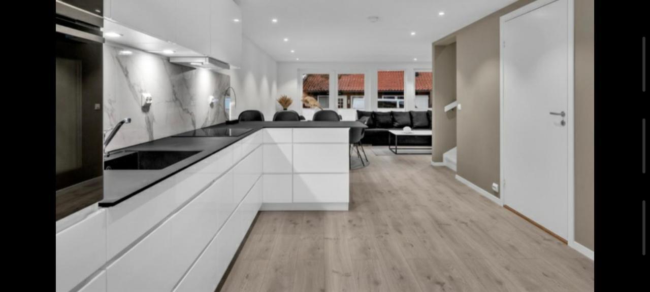 Hytte Med 4 Soverom Kristiansand Esterno foto